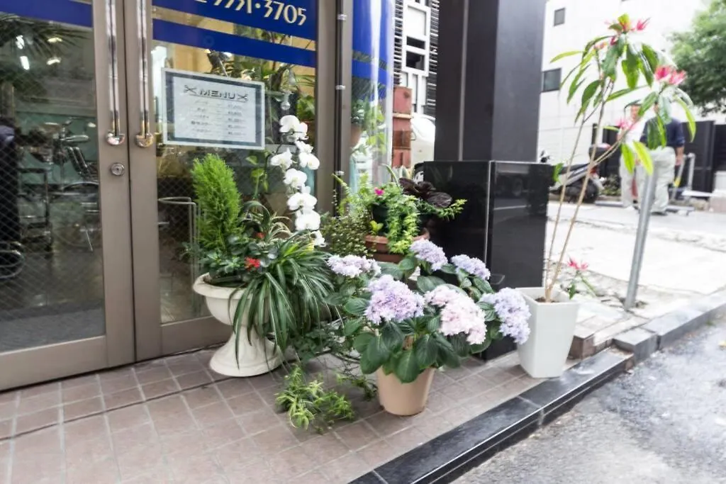 Haramachi House Apartment Tokyo Japan
